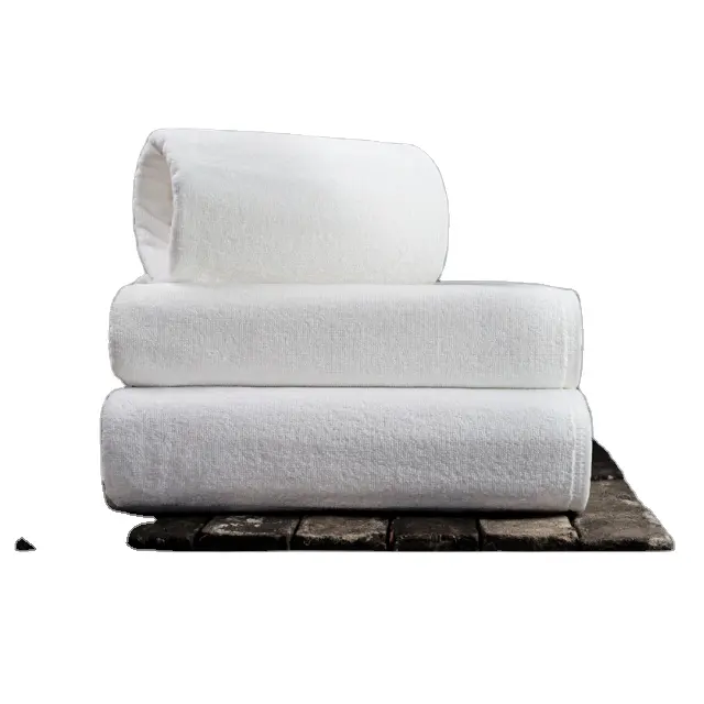 Ensemble de salle de bain DUBAI hôtel 5 étoiles de luxe avec broderie personnalisée et logo vente en gros serviette blanche d'hôtel fabriquée en Turquie