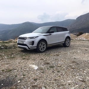 La Mejor Oferta, Range Rover Evoque, SUV Premium, Plástico OEM, Manejo Suave, Motor de Bajo Consumo, Características Avanzadas, Diseño Elegante - Product Image 1