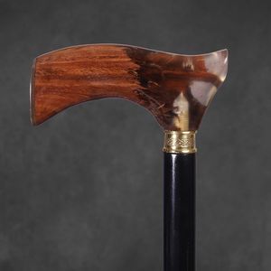 Bastón de Madera Elegante y Resistente para Apoyo a la Movilidad de Personas Mayores en Interiores - Product Image 5