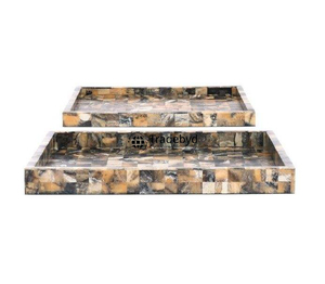 Elegante y Moderna Bandeja de Servicio para Mesa de Centro de Café, Hecha a Mano con Materiales de Primera Calidad por Tradebyd - Product Image 1