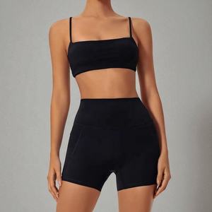 Ensemble short et soutien-gorge de yoga à compression à séchage rapide pour femme, respirant, extensible, avec design torsadé et fermeture à cordon - Product Image 3