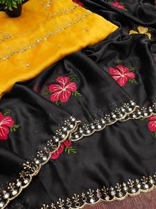 Hermoso Sari de Diseñador con Bordado Floral, Borde de Encaje con Espejos, Sari Indio para Bodas, Sari Étnico para Fiestas - Product Image 3