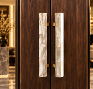 Tirador de Gabinete de Nácar con Acabado Dorado, Tirador Largo Decorativo para Puertas, Herraje para Muebles de Interiores de Lujo - Product Image 2