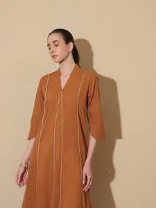 V-Neck Three Quarter Sleeve <b>Loose</b> Midi <b>Dress</b> With Contrast Binding Casual Autumn Wear Woven Viscose Polyester Solid Color - Product Image 2