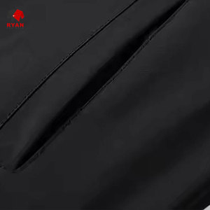 แจ็คเก็ตซอฟต์เชลล์ดีไซน์พิเศษสำหรับผู้ชายจาก Ryan Pro Gear เนื้อผ้านุ่มสบาย ปิดด้วยซิป พร้อมโลโก้แบบกำหนดเอง - Product Image 3