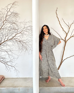 Combinaison d'été décontractée bohème fluide élégante à taille haute et col en V imprimée pour mariage, goûter, plage ou soirée - Product Image 5