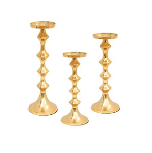 Porte-bougie en aluminium de luxe moderne, support décoratif en métal pour bougies, pour salon et table à manger - Product Image 5