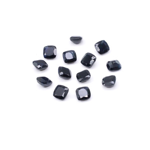 Saphirs noirs naturels non traités, taille coussin calibrée 5 mm, pierres précieuses de saphir noir naturel facettées pour la création de bijoux - Product Image 1