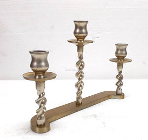 Vente en gros de chandelier en métal moderne et élégant lanternes votives fabriquées à la main en or multi-usages décoration de Noël - Product Image 2