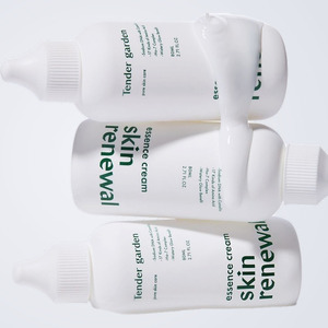 Produits de soin coréens K-Beauty Tender Garden Skin Renewal Essence Cream 80ml Fabriqué en Corée PDRN Exosome Collagène - Product Image 1