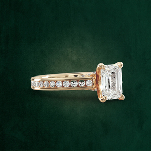 แหวนทองคำแท้ 18K ทรง Emerald Cut ประดับเพชรรอบวง - รับผลิตตามสั่ง (OEM) ของขวัญวันครบรอบสำหรับธุรกิจ (B2B)  ทองเหลืองหรือทองขาว - Product Image 4