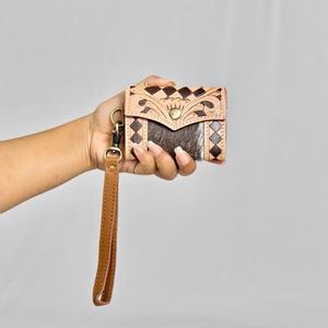 Porte-cartes vintage en cuir véritable avec motif géométrique, fermeture à bouton, sangle unique, unisexe, portable, usage quotidien - Product Image 2