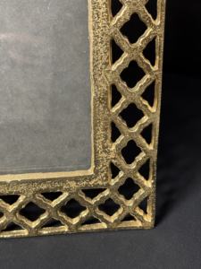 Cadre photo en aluminium moulé, décoration intérieure, conservation des souvenirs, cadre photo doré de luxe parfait, 20 x 15 cm, support pour table, décoration de table - Product Image 6