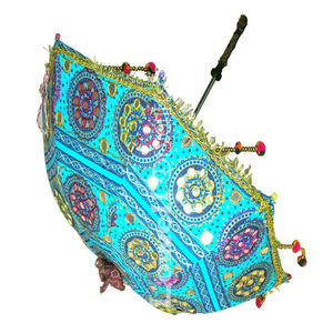 Sombrilla india tradicional bohemia con diseño recto, control manual, hecha a mano, decorativa étnica, plegable, con varillas de aleación. - Product Image 3