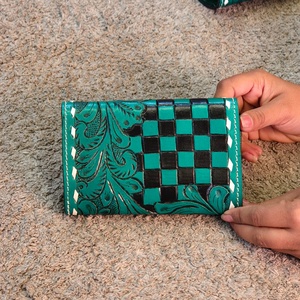 Wholesale 100% Genuine <b>Leather</b> <b>Tooling</b> Checkered Coin Purse High Quality Mini Coin Pouch Id Credit Money Bag Card Holder Wallets - Product Image 2