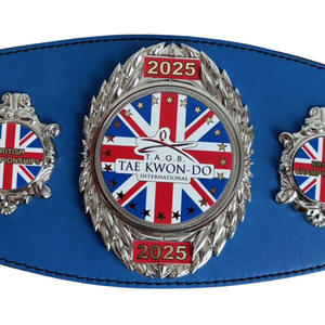 Cinturón de Campeonatos Británicos con Diseño de Union Jack y Emblema Plateado 2025, Cinturón de Título Personalizable de Calidad Premium - Product Image 2