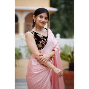 Sari indien en organza fait main avec embellissements pêche, imprimé floral scintillant, silhouette droite, design élégant, pour femme, toutes saisons - Product Image 4