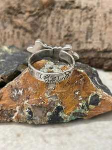 Anillo Ajustable de Turquesa Kingman de la Colección Heart, Hecho a Mano en Plata de Ley, Estilo Bohemio del Suroeste, Joyería de Moda, Regalo para Ella - Product Image 5