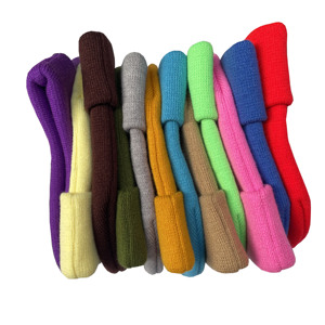 Bonnet d'hiver tricoté en acrylique 100% de couleur unie, haute qualité, couleurs pastel, avec logo personnalisé, pour femmes et hommes - Collection 2025 (Vente en gros) - Product Image 1