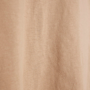 Ensemble deux pièces décontracté pour homme avec logo personnalisé, t-shirt 100 % coton de haute qualité et short à taille élastique, doux et confortable - Product Image 6