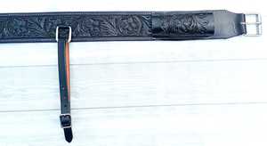 Silla de Montar Occidental de Cuero Genuino de Primera Calidad |   Cinturón Ajustable Suave con Logotipo Personalizado de Alta Calidad |   Conjunto de Equipo Profesional para Montar a Caballo - Product Image 3