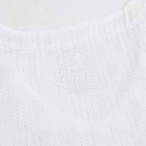 Conjunto de camiseta y pantalones cortos de baloncesto para hombres y jóvenes, uniforme de baloncesto con diseño personalizado al por mayor para equipos escolares - Product Image 4