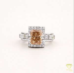 Anillo de compromiso de moissanita de la mejor calidad para mujer, inspirado en la moda nupcial contemporánea, disponible con calidad y precio de exportación. - Product Image 1