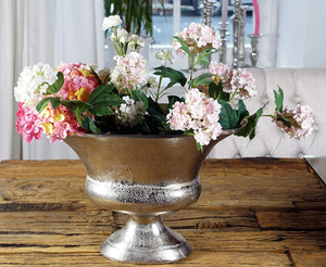 Jarrón de Diseño Europeo Moderno y Sencillo, de Aluminio Plateado Mate, Ecológico, Impermeable, Duradero, Hecho a Mano y Personalizable - Product Image 5