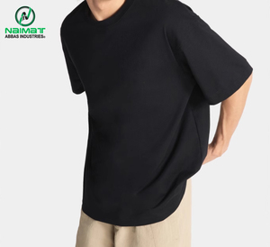 เสื้อยืดโอเวอร์ไซส์สีดำสำหรับผู้ชาย สวมใส่สบาย ทรงหลวม ไหล่ตก ผ้าหนา ผลิตโดยผู้ผลิตเสื้อยืดลำลองสำหรับสหรัฐอเมริกาและยุโรป เสื้อเชิ้ตทันสมัย - Product Image 2