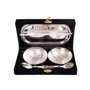 KAKA ENTERPRISES Ensemble de bols faits à la main en argent plaqué, 2 cuillères |   Boîte cadeau en velours noir de conception allemande moderne, décoration de la maison, festive - Product Image 1