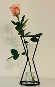 Jarrón minimalista de metal para exhibir una sola flor, juego de 6 - Product Image 2