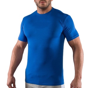T-shirt personnalisé en coton doux avec logo et col en v pour homme - Product Image 1