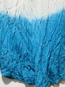 Túnica de algodón azul cielo con efecto tie-dye para mujer |   Boho |   Ropa Casual de Verano con Mangas 3/4, Tendencia de Moda |   Tela Ecológica Transpirable - Product Image 4