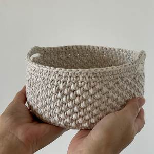 Natural Rattan <b>Storage</b> <b>Basket</b> With Handles Rustic Bowl Shape Multi Purpose Neatening Container - Product Image 3