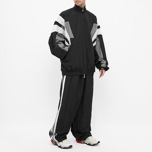 Veste coupe-vent oversize pour homme |   Veste de sport légère à fermeture éclair |   Vêtements de sport personnalisés avec logo - Product Image 2