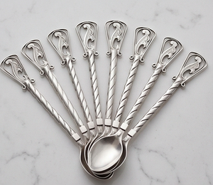 Ensemble de cuillères à manche torsadé, élégant et durable, en acier inoxydable, parfait pour la cuisine, la salle à manger et l'usage quotidien - Product Image 1