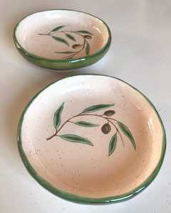 Plane <b>Ceramic</b> <b>Plate</b> With Strawberry Pattern Handpainted Flat Dish Cute Design Green Checkered Background - Product Image 2