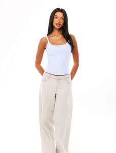 Débardeur à col en U et short de yoga en Spandex/Nylon, taille haute élastique, séchage rapide, coupe ajustée, tenue de sport et fitness - Product Image 6