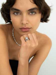 Bague de fiançailles solitaire personnalisée en or massif 14K avec diamant de laboratoire taille coussin, sertie à griffes, de luxe, pour mariage, anneaux noircis - Product Image 2