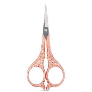 Ciseaux à cuticules personnalisés en or rose, broderie fantaisie, tricot, manucure, ciseaux à cuticules de bonne qualité - Product Image 1