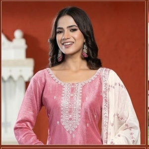 Ensemble Kurti Salwar brodé rose pour femmes, vêtements ethniques de créateur avec dupatta, collection festive pour les fêtes - Product Image 1