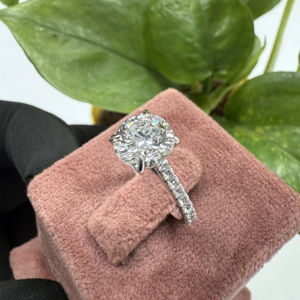 Anillo de Compromiso Clásico Solitario con Diamante Redondo de 3.00ct Creado en Laboratorio, Oro Amarillo de 18KT, Seis Puntas, Anillo de Boda para Mujer, Oro Rosa y Blanco - Product Image 1