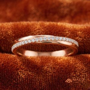 Anillo de Boda Delgado de Oro Rosa con Moissanita, Anillo de Eternidad con Diamantes, Joyería Nupcial Elegante para Mujer - Product Image 3