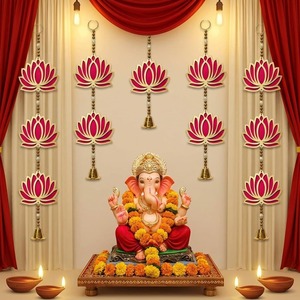 Guirlande Murale Traditionnelle en Velours MDF Doré pour Diwali, Mariage, Ganesh Chaturthi, Décoration Murale Lotus pour Maison et Bureau - Product Image 1