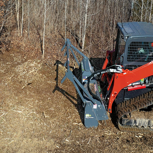2026 Máquina Trituradora Forestal de Servicio Pesado Diésel Kubota para Minicargadora, Accesorio Cortabordes con Bomba Hidráulica para Uso Forestal - Product Image 1