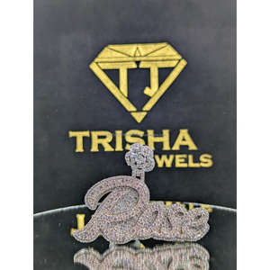 Colgante exclusivo personalizado con el nombre "Rose" con diamantes VVS cultivados en laboratorio, plata de ley 925, joyería hip hop de Trisha Jewels - Product Image 1