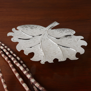 Bandeja Decorativa Grande de Metal Plateado para Servir Alimentos, Bandejas de Latón de Grado Alimenticio para Hoteles y Restaurantes, Decoración de Mesa, Bandeja Plateada - Product Image 4