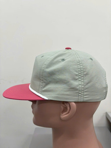 Casquette Snapback à 5 Panneaux en Coton et Nylon, Bicolore, avec Logo Ajustable, Confortable, Classique, Quatre Saisons, Fabriquée en Usine au Vietnam - Product Image 5