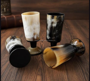 Gafas de cuerno pulido ecológicas con forma geométrica larga | |   Vajilla de Lujo Hecha a Mano con Diseño Único para Bares, Fiestas y Bodas - Product Image 5