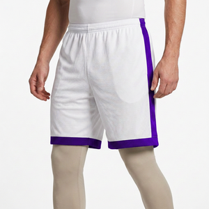 Shorts blancs pour hommes avec taille élastique noire, respirants, en polyester tissé, longueur bermuda - Product Image 2